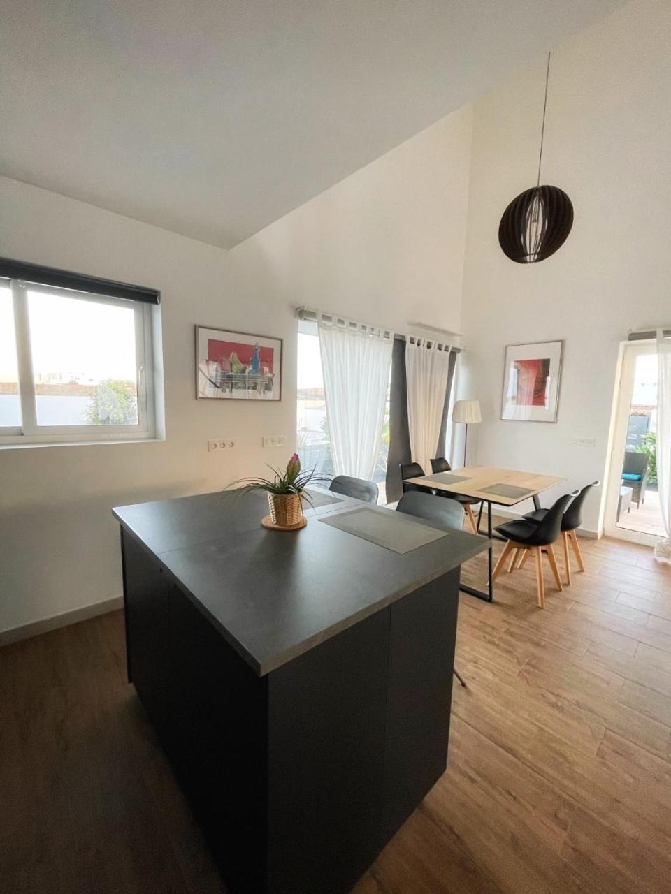Apartamento Azur Arts Lanzarote Lofts Tinajo Habitación foto